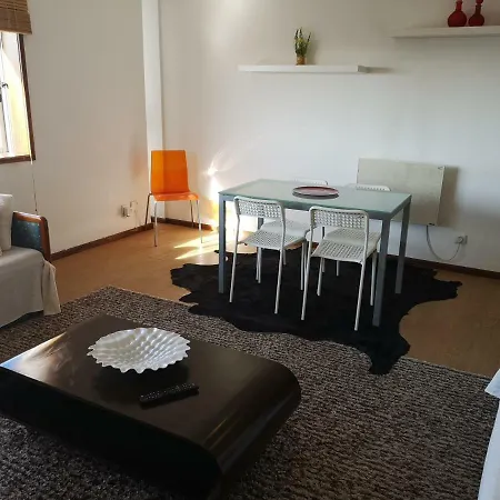 Aveiro City Center Apartment *