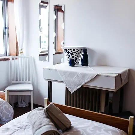 Aveiro City Center Apartment *